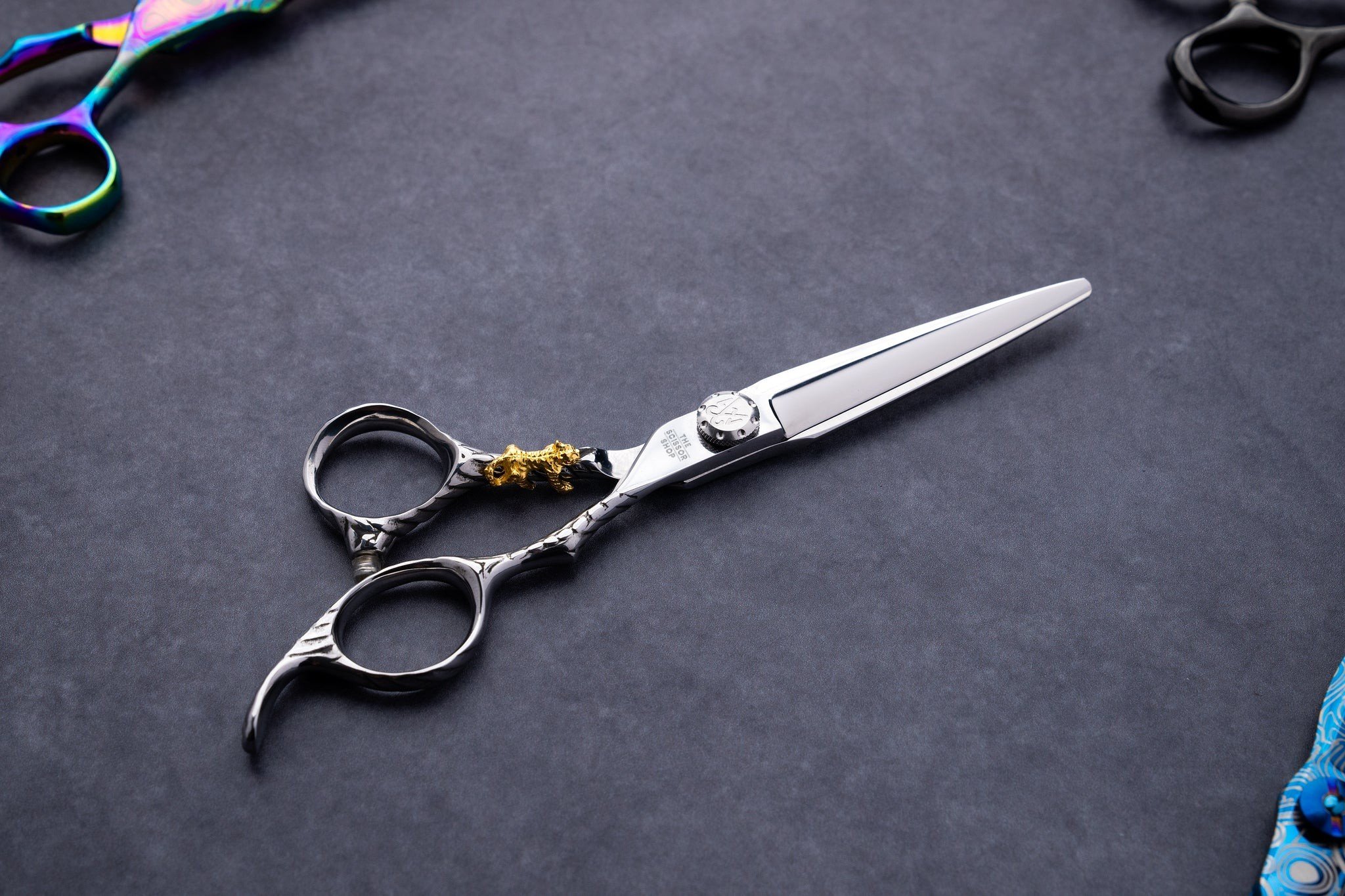 The Scissor Shop Tora